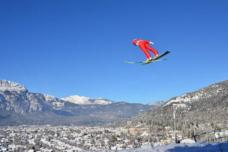 Sportveranstaltung Vierschanzentournee 02 768x0